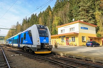 Přijeďte do jižních Čech vlakem. Jižní expres dává plno možností k výletům po celém regionu!
